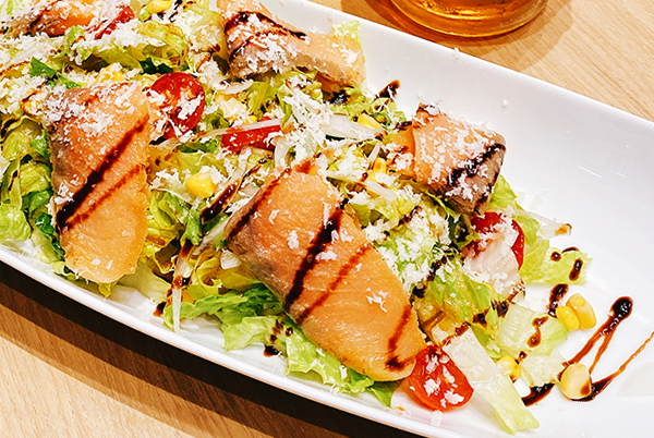 Shilin Tianmu Gourmet Restaurant | Bistro Italian Tavern here is a great place for a casual drink and meal in Taipei. Enjoy the delicious taste of our champion pizza. On holidays, we offer late-night dining and occasional buy-one-get-one-free drink deals!
