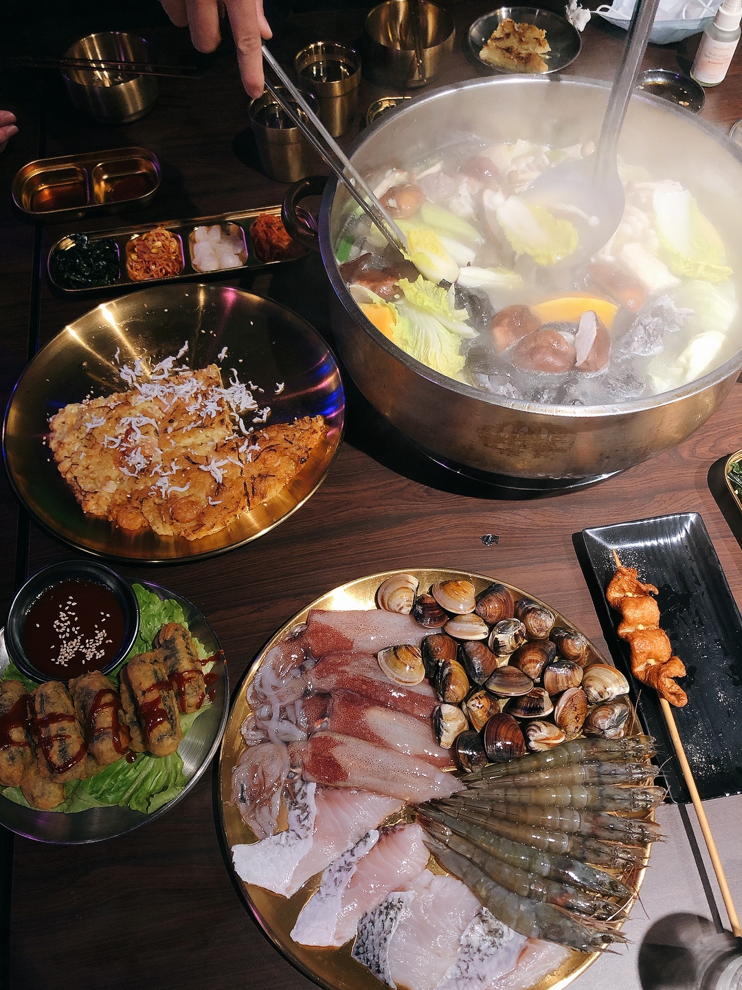 Yilan | The Internet-famous Korean Village in Luodong, "Korean Chicken Village", where you can wear Hanbok and enjoy heartwarming hot pot!