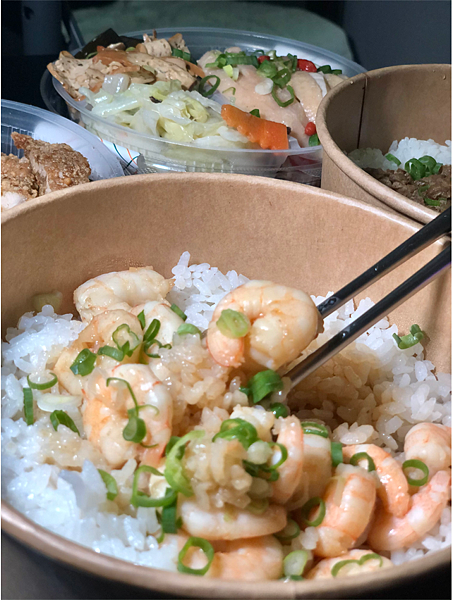 【Taipei Food Delivery】 Zhongqing Business - Delivery Bento x Zhongqing Fried Pork Ribs + Delicious Shrimp Rice & Scallion Oil Chicken + Whiskey Beef Stew║Shandao Temple Food, Zhongzheng District Food