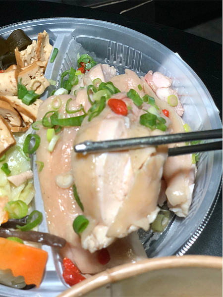 【Taipei Food Delivery】 Zhongqing Business - Delivery Bento x Zhongqing Fried Pork Ribs + Delicious Shrimp Rice & Scallion Oil Chicken + Whiskey Beef Stew║Shandao Temple Food, Zhongzheng District Food