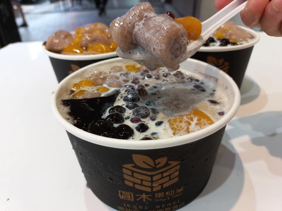 Log Ball Tender Grass Jelly - Original Store - Taro Balls, Tender Grass Jelly Specialty Shop