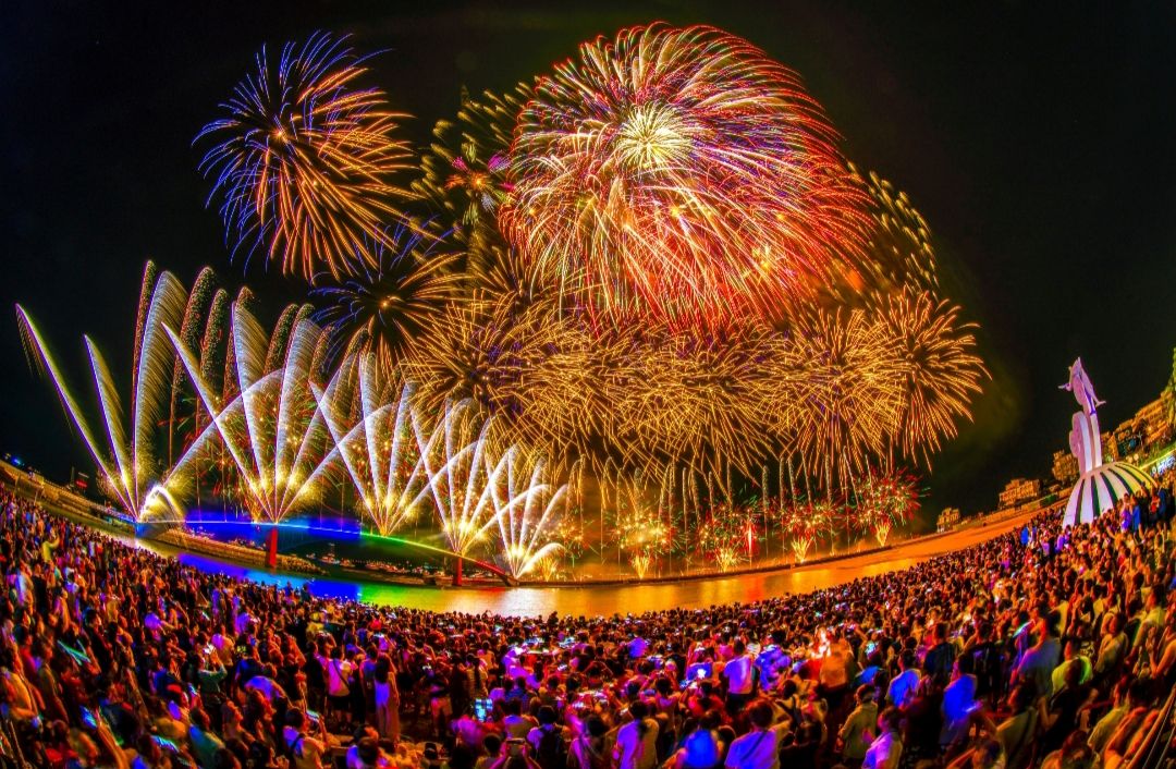 "Penghu - The Most Spectacular Fireworks Ever! 