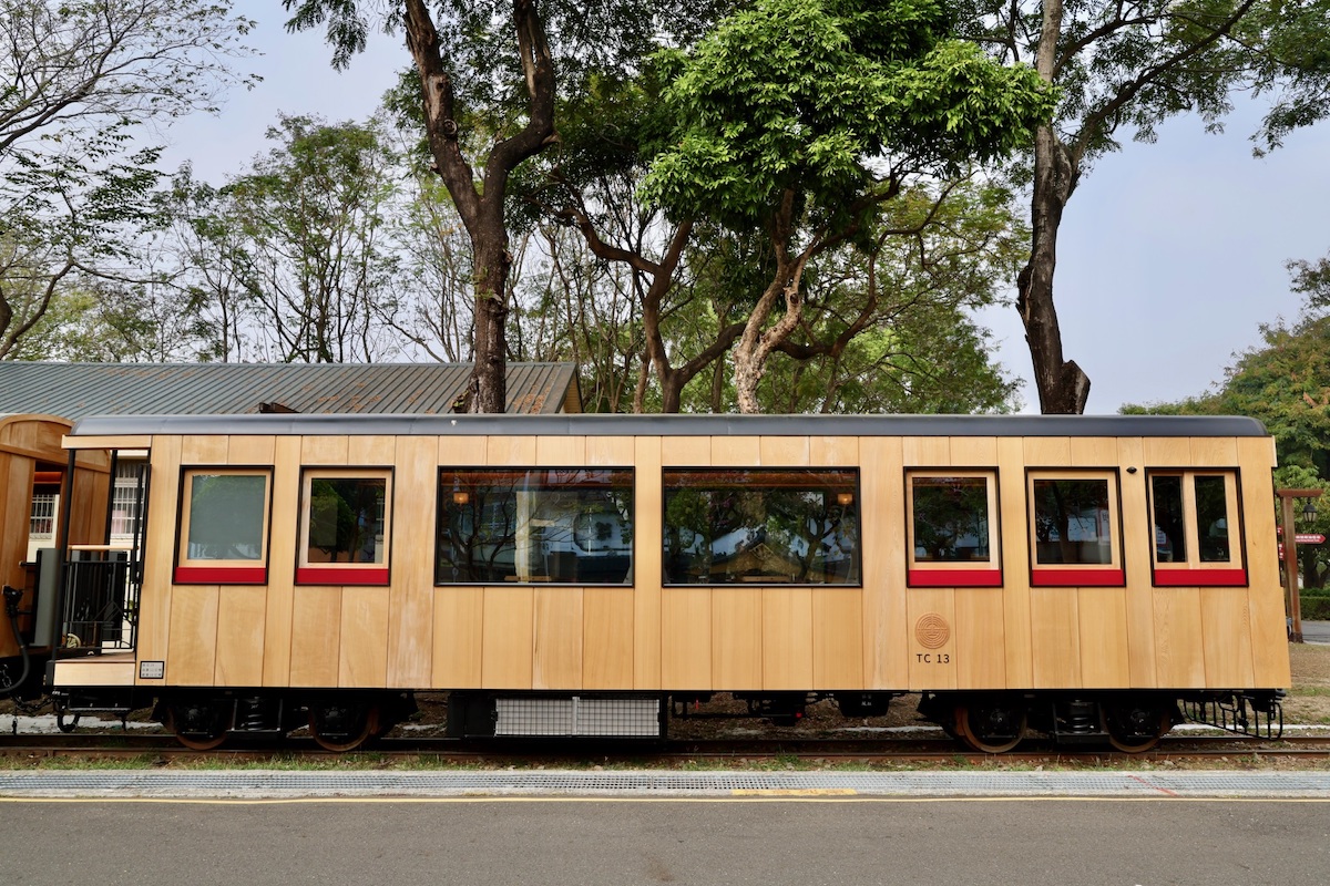 "Chiayi: Embark on a Healing Mini-Trip! Alishan