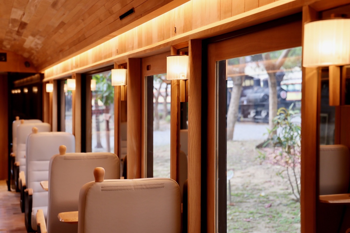 "Chiayi: Embark on a Healing Mini-Trip! Alishan