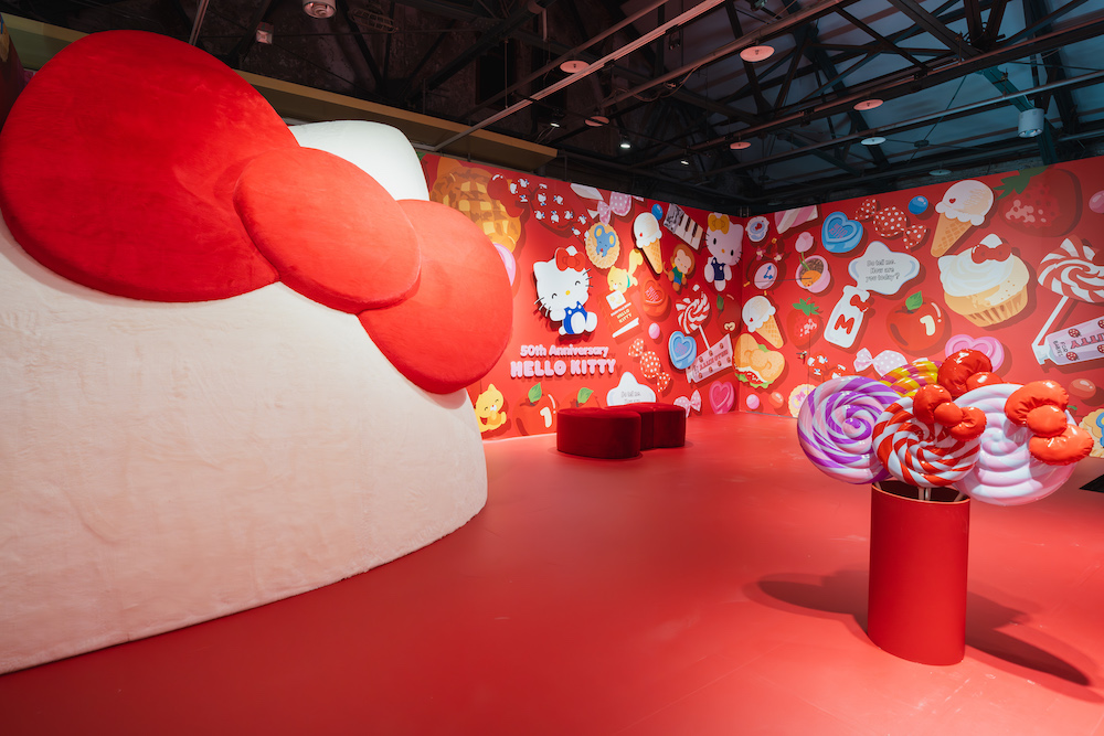 【Taipei】Cuteness Overload! The "HELLO KITTY 50th Anniversary Exhibition" Kicks Off. With Super-Sized KITTY Installations and Exclusive Merchandise, It