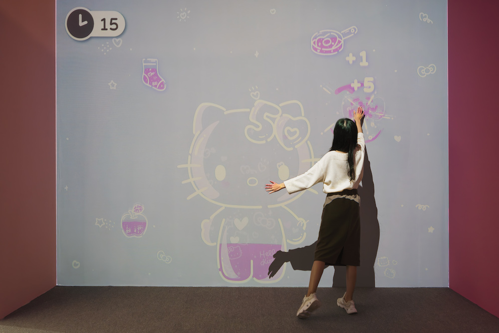 【Taipei】Cuteness Overload! The "HELLO KITTY 50th Anniversary Exhibition" Kicks Off. With Super-Sized KITTY Installations and Exclusive Merchandise, It